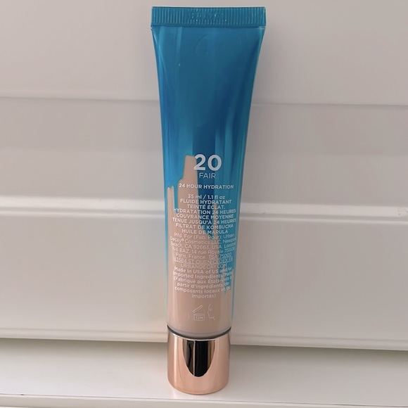 Urban Decay Hydromaniac Glowy Tinted Hydrator Foundation - Picture 2 of 4